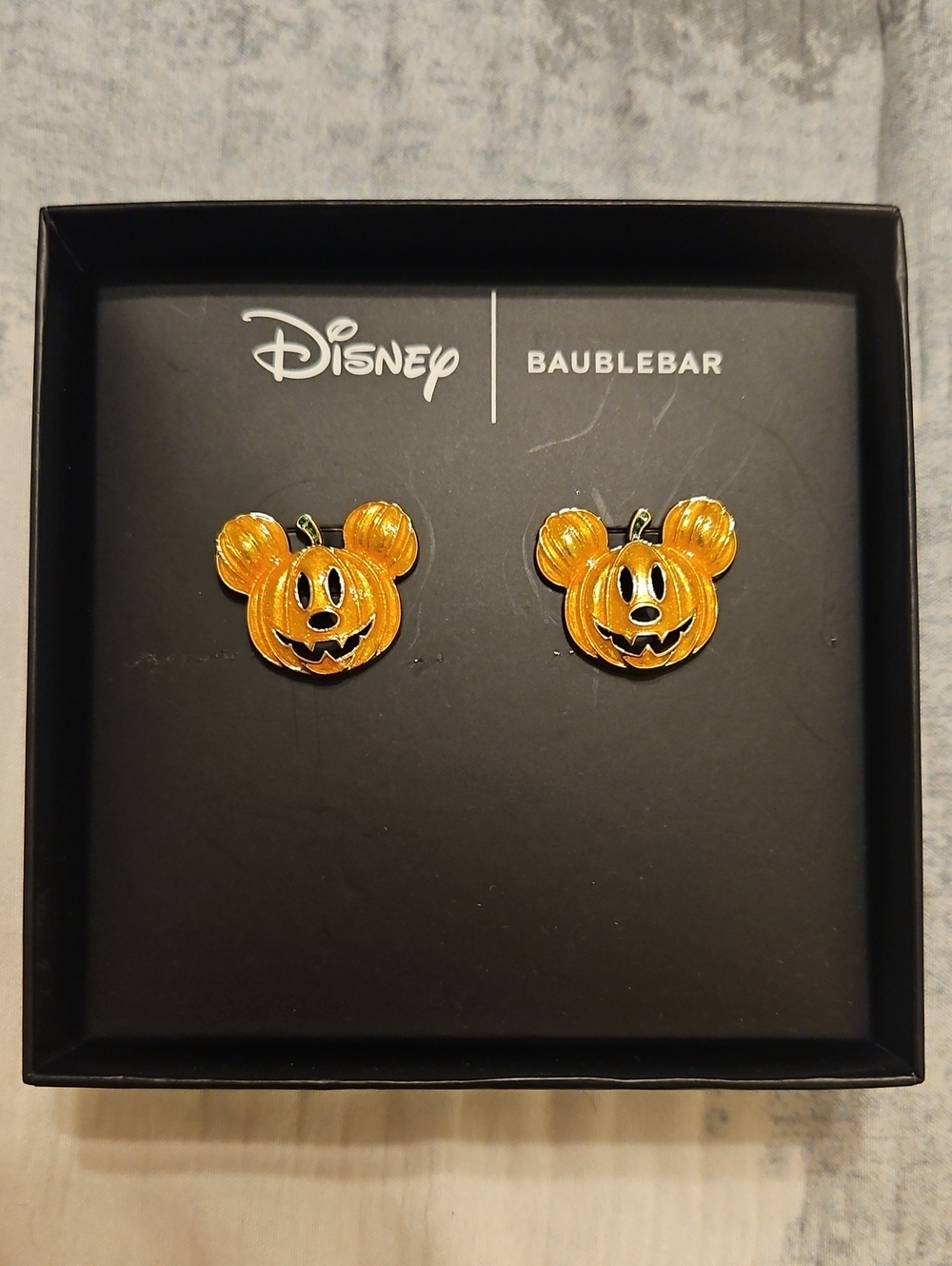 Disney x BaubleBar Mickey Mouse Pumpkin Stud Earrings Halloween NWT
